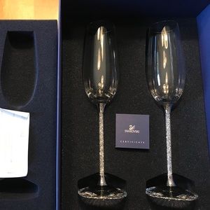 Swarovski CRYSTALLINE TOASTING FLUTES (SET OF 2)